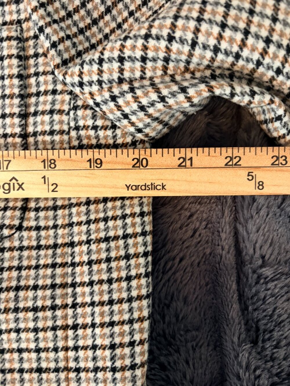 Ann Taylor Houndstooth Tweed Jacket Gold Button Blazer Size 8 Classic Old Money - Picture 12 of 14